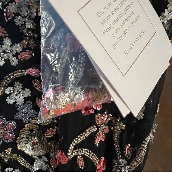 Mac Duggal Long Sleeve Beaded Formal Dress. Style 6135 NWT. Size 16. - Picture 7 of 10